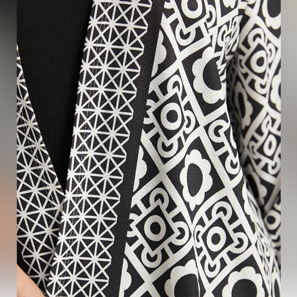 Bloomchic Geometric Print Kimono Jacket - Picture 4 of 12